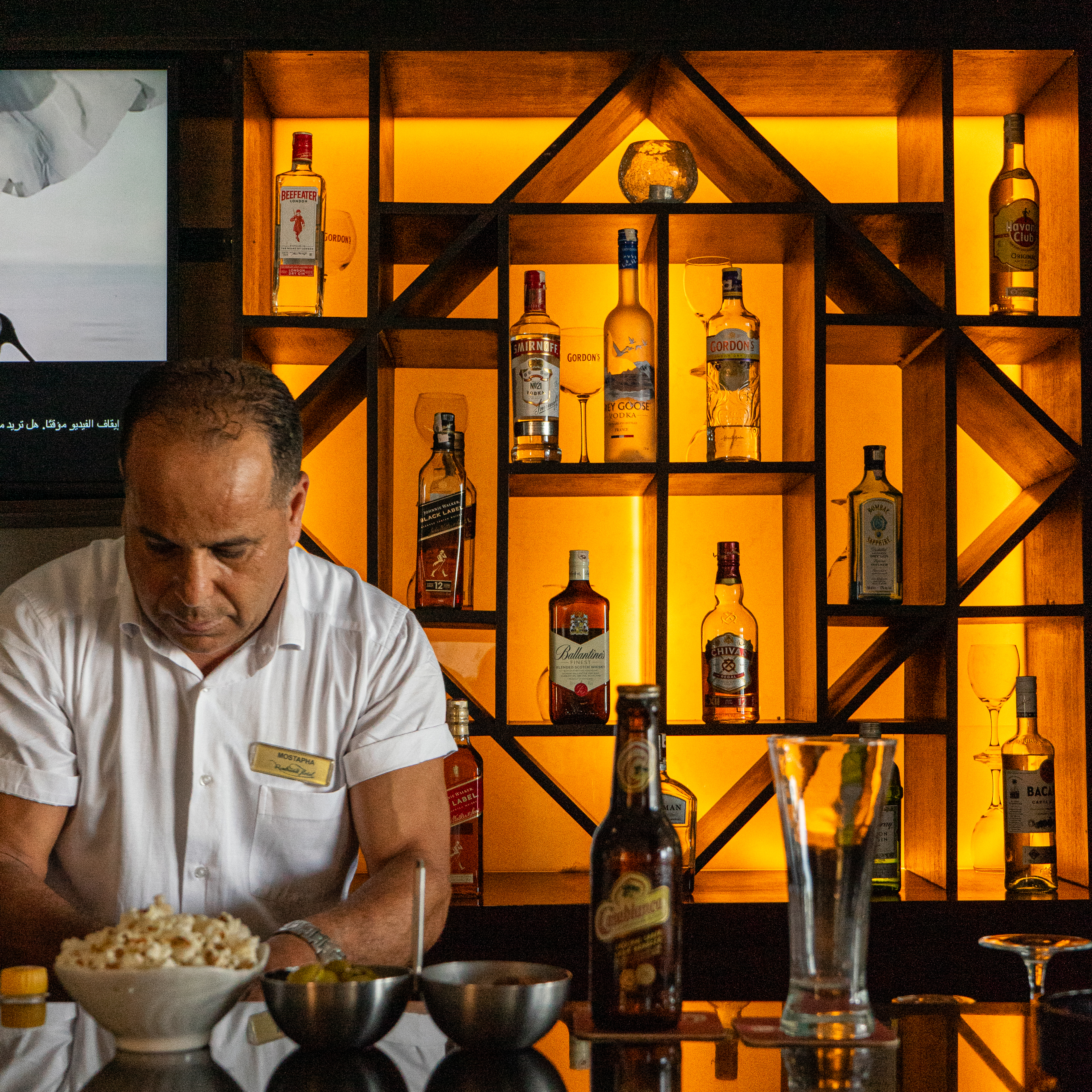 Le Saint James — salon de thé & bar du Rembrandt Hôtel